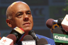 El ministro de Comunicación venezolano insta a embajadas de Chile, Colombia y México a dar explicaciones sobre su supuesta participación en el “intento de magnicidio” del pasado agosto. Van 28 personas detenidas por “supuesto atentado” contra Maduro.