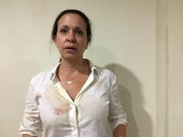 La dirigente opositora María Corina Machado denunció este miércoles haber sufrido agresiones de grupos vinculados con el chavismo cuando encabezaba un acto político en la localidad de Upata, en el estado de Bolívar, sur de Venezuela