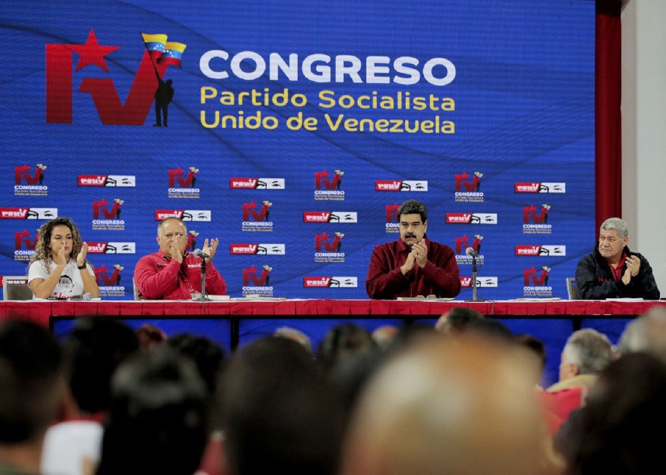 Esta opción junto con otras dos fueron enviadas al presidente, Nicolás Maduro, al finalizar el IV Congreso de este partido político