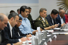 Miembros de una delegación Rusa buscarán cooperar con el gobierno de Venezuela, para frenar “el brutal colapso económico” que enfrenta el país