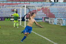 Il paraguaiano Enzo Prono esulta dopo il gol del 2-0