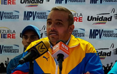 Manuel Texeira, que forma parte del partido Movimiento Progresista Venezuela, sostuvo que la reciente creación de la Policía Migratoria de Venezuela no cumple con los parámetros necesarios de cualquier institución policial