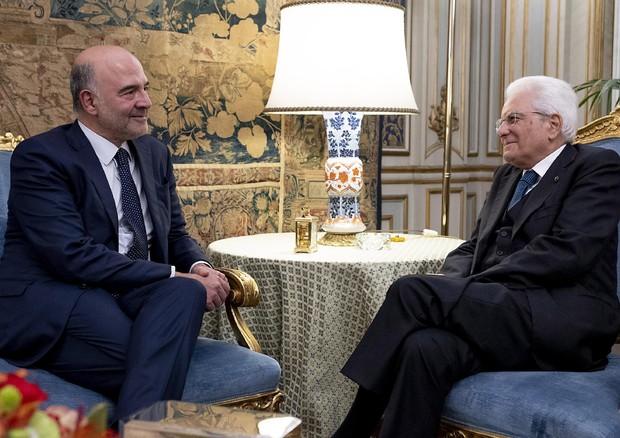 Il presidente Sergio Mattarella riceve il commissario Ue, Pierre Moscovici.