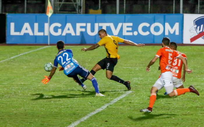 Il paraguaiano Aaquino ha segnato la sua quarta rete con la maglia giallonera in questo Octagonal. Calcio