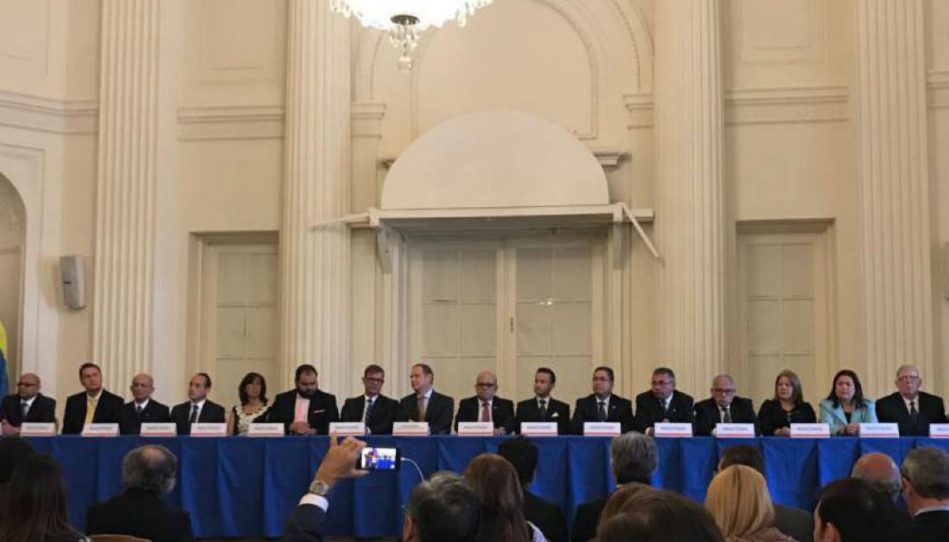 A través de una carta oficial, el presidente de este Tribunal, Miguel Martín, señaló los motivos para no invitar a Maduro a este evento en México