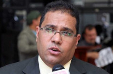 El parlamentario expresó que el flujo de venezolanos en el extranjero ha aumentado por la implementación de medidas coercitivas unilaterales por parte de Estados Unidos.