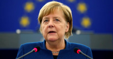 Angela Merkel durante il discorso al Parlamento europeo a Strasburgo