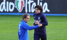 Mancini dà indicazioni al giovane gioiello del Brescia, Tonali.