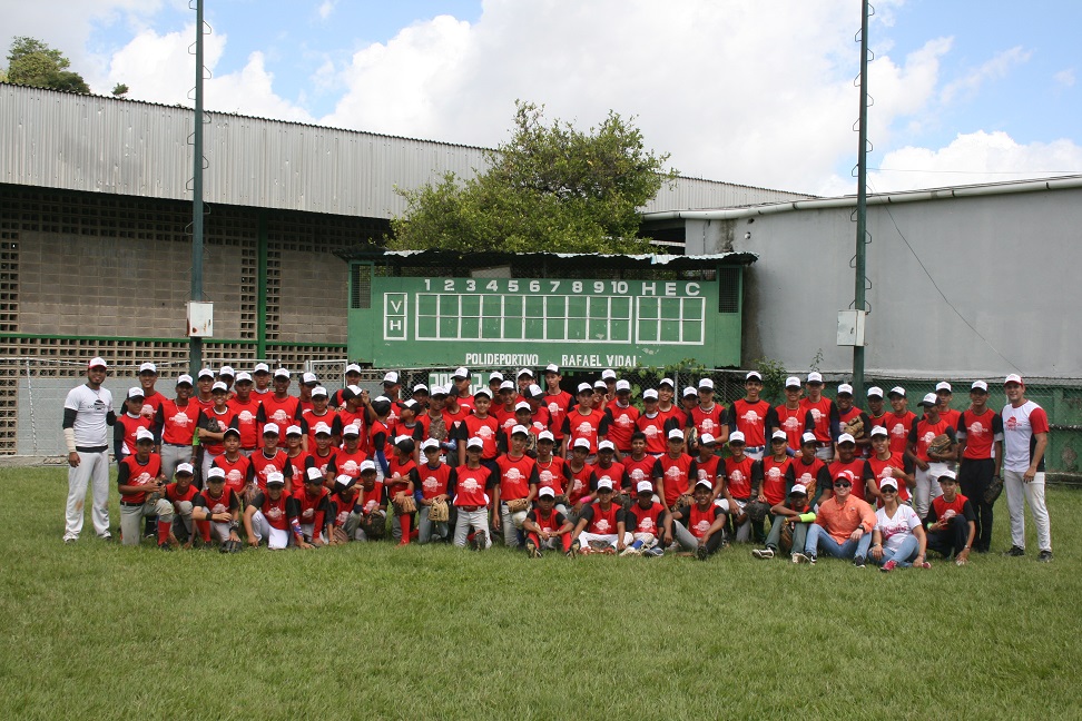 La última jornada se realizó en el Polideportivo Rafael Vidal en La Trinidad, municipio Baruta, en el que participaron más de 70 jóvenes promesas del béisbol del estado Miranda.