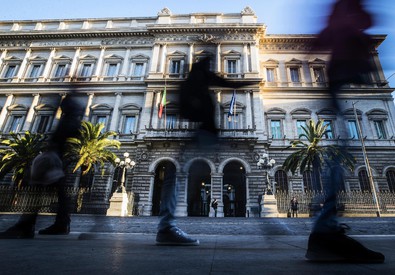 L'entrata alla sede di Bankitalia, in via XX Settembre a Roma. Oro