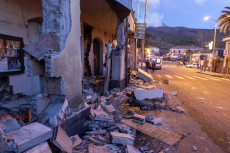 Etna: sisma magnitudo 4.8 nella notte, crolli e feriti.