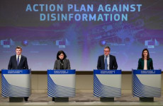 Nella foto i Commissari europei anti fake news: Andrus Ansip, Vera Jourova, Julian King e Mariya Gabriel.