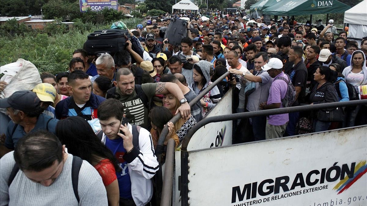 Plan regional de auxilio para los migrantes y refugiados venezolanos presentó la ONU, proyectando para 2019 hasta 2 millones de venezolanos más que abandonarán el país.
