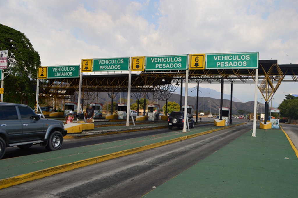 Con nuevas tarifas para el transporte automotor, el estado Carabobo cobrará a los vehículos que transiten por el estado nuevas tarifas de peajes por órdenes del Gobernado Lacava.