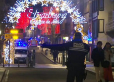 Spari e panico a Strasburgo.