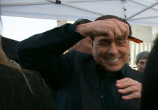 Primo piano di Silvio Berlusconi in una recente foto.