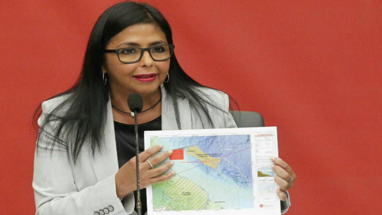 Las naves de Guyana irrumpieron el 22 de diciembre las aguas nacionales al hacer exploraciones sísmicas por órdenes de la Exxon Mobile. Delcy Rodríguez consignarán los videos probatorios ante la ONU