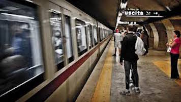 Foto d'archivio di una stazione della Metro di Roma