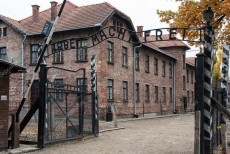 L'ingresso al Museo di Auschwitz.