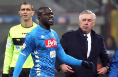 Il giocatore del Napoli Kalidou Koulibaly oggetto di cori razzisti a San Siro, e l'allenatore Carlo Ancelotti.
