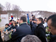 l vicepremier Luigi Di Maio e Matteo Salvini arrivano per partecipare alla commemorazione delle vittime dell'Hotel Rigopiano, nel secondo anniversario della tragedia, Farindola (Pescara). Regionali