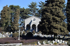 Il cimitero dove riposa Marella Caracciolo vedova di Gianni Agnelli