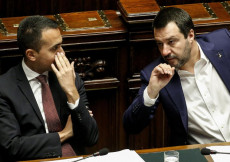 Luigi Di Maio, ministro dello Sviluppo Economico e Lavoro (s), e Matteo Salvini, ministro degli Interni, nell'aula della Camera dei Deputati durante il Question Time, Roma 13 febbraio 2019.