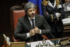 Il presidente della Camera Roberto Fico nell'aula della Camera dei Deputati durante il Question Time sull'Autonomia
