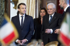 Il Presidente Sergio Mattarella al termine dei colloqui con il Presidente della Repubblica Francese Emmanuel Macron.