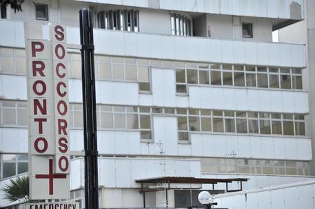 L'esterno del pronto soccorso dell'ospedale Cardarelli.