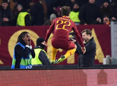 I salti di gioia di Zaniolo dopo la doppietta al Porto. Roma