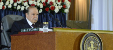 In una foto d'archivia il presidente Abdelaziz Bouteflika