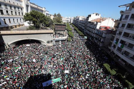 Manifestazione di protesta in Algeria contro il Presidente Abdelaziz Bouteflika