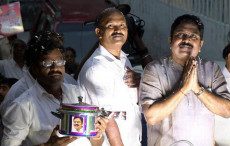 India: TTV Dhinarakaran, il candidato del partito Ammk.