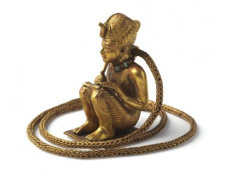 Una statuetta d'oro parte del tesoro di Tutankhamon.