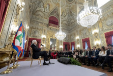 Il Presidente Sergio Mattarella nel corso dell'incontro con alcune scolaresche delle Scuole secondarie di secondo grado