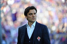 Vincenzo Montella ritorna a dirigere la Fiorentina.