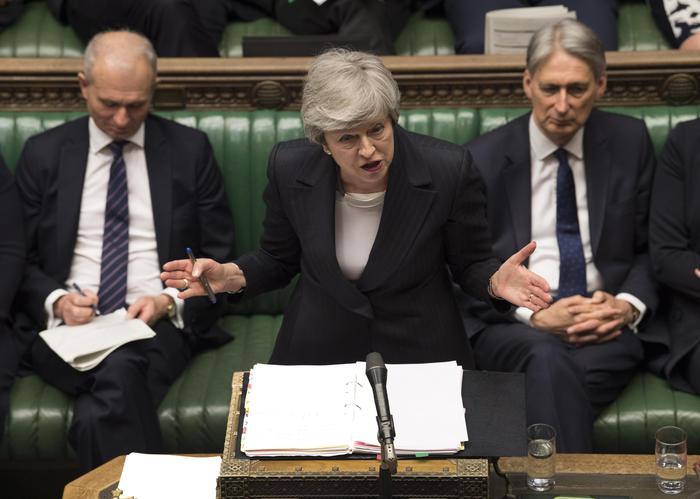 L'ormai ex Primo Ministro Theresa May durante il suo intervento al Parlamento inglese.