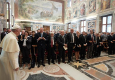 Papa Francesco incontra i giornalisti