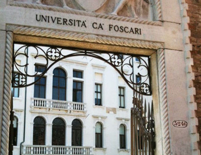 Facciata dell'Università Ca' Foscari a Venezia.