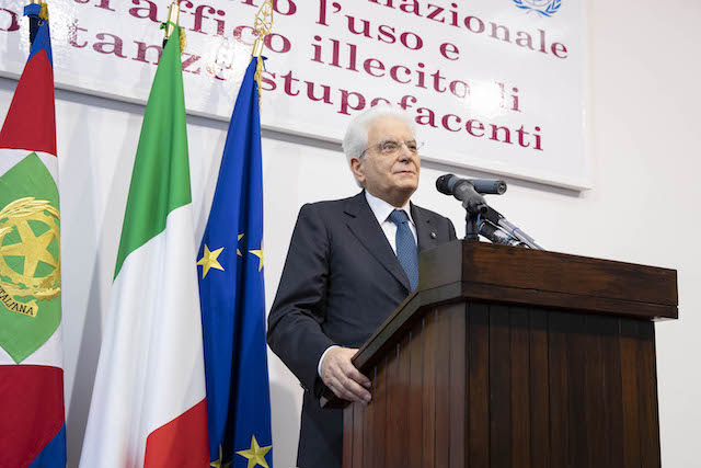 Il Presidente della Repubblica Sergio Mattarella nel corso della visita al Centro Italiano di Solidarietà Don Mario Picchi,in occasione della XXXII giornata internazionale contro l’abuso di droghe ed il traffico illecito.