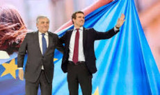 Antonio Tajani e Pablo Casado durante la riunione del Ppe a San Sebastian.