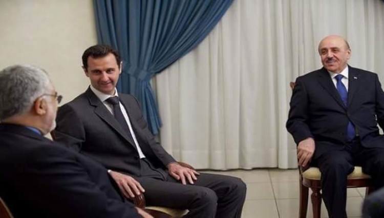 Il generale Ali Mamluk (a destra) con il presidente Bashar al Assad.