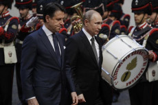 Il presidente russo Vladimir Putin è ricevuto a Palazzo Chigi dal premier Premier Giuseppe Conte.