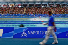 Lo spettacolo del pubblico alla piscina Scandone di Napoli ristrutturata per l' Universiade Napoli 2019,