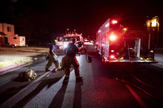I vigili del Fuoco di Kern County Fire Department (KCFD) rispondono alle chiamate d'emergenza dei cittadini.