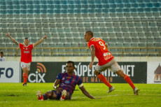 Aquino esulta dopo il gol segnato contro il Monagas