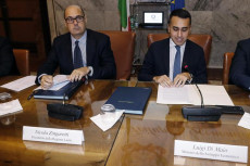 Luigi Di Maio e Nicola Zingaretti in un immagine del 10 dicembre 2018