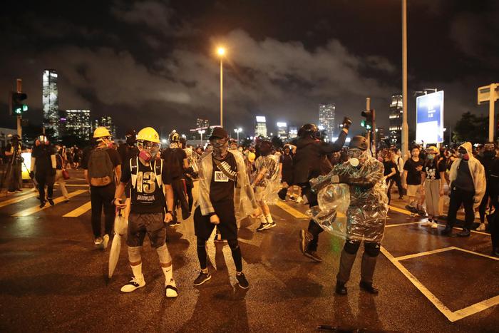 Manifestanti ad Hong Kong