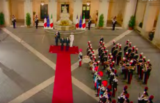 Frame del video della Presidenza del Consiglio sulla visita del presidente francese Emmanuel Macron al Primo Ministro Giuseppe Conte.